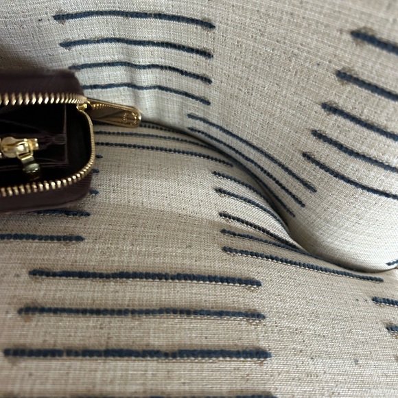 Authentic Louis Vuitton Zippy Damier Ebene Wallet - Picture 3 of 10